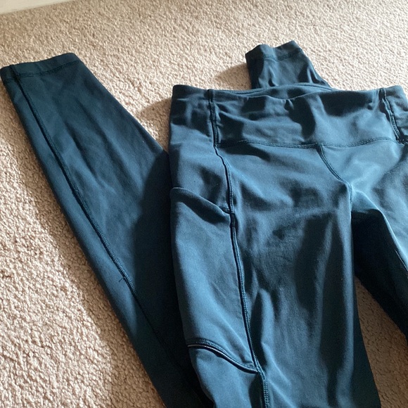 Lululemon Speed Up Tight Warp Tech Legging - Picture 14 of 15